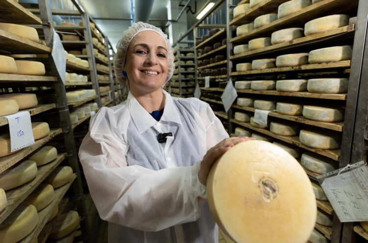 female-cheese-producer-aria-2026-750x496